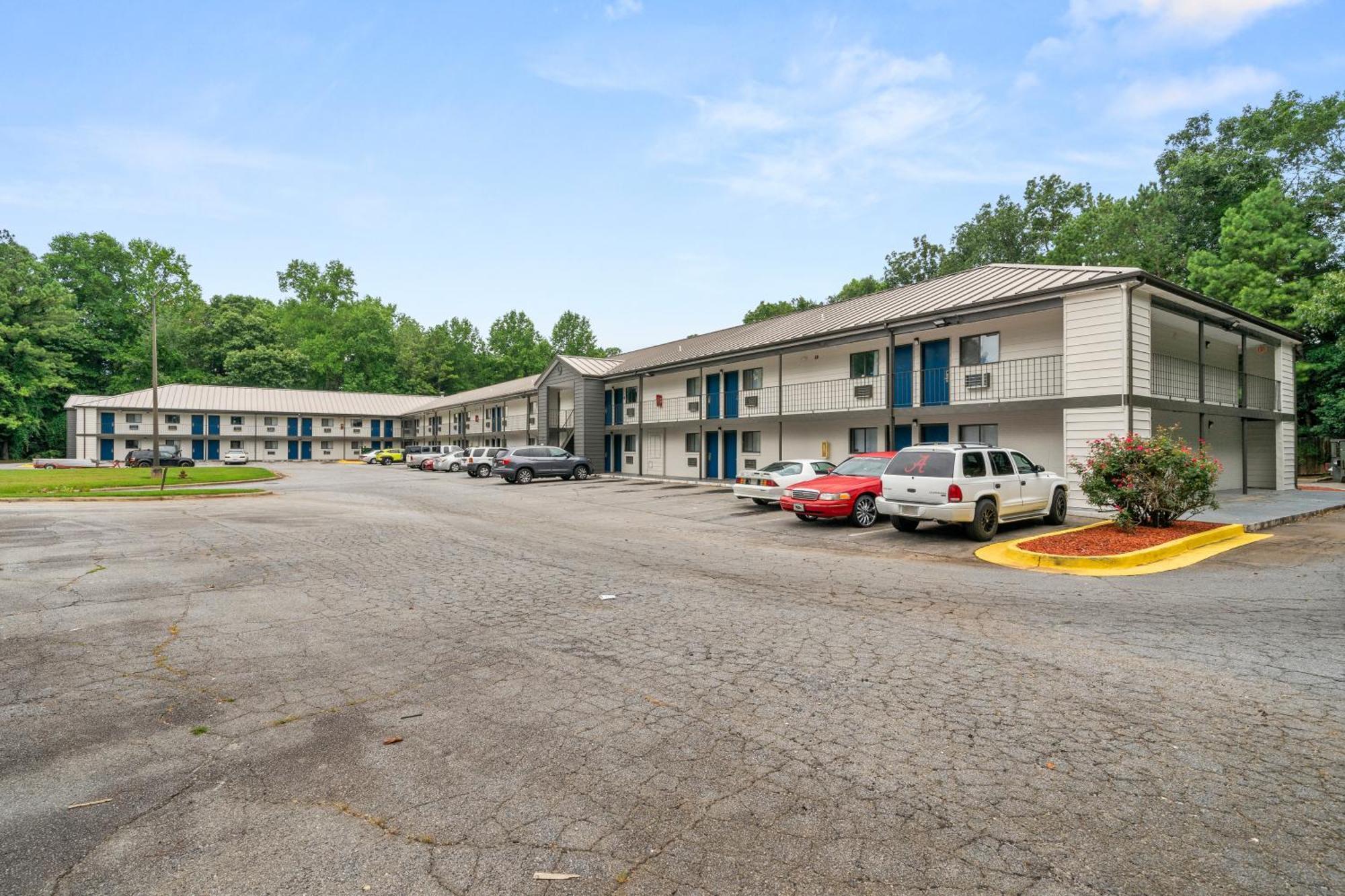 Southern Suites Carrollton Exterior foto